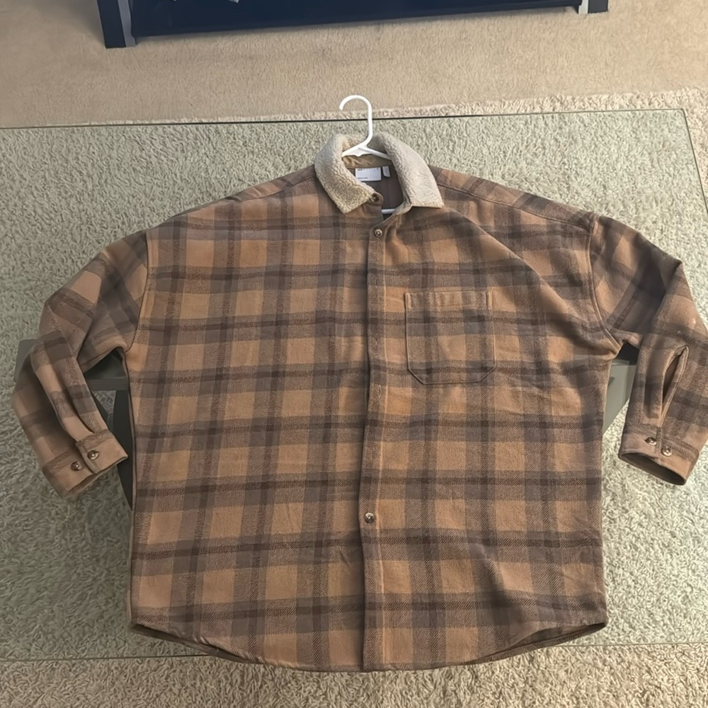 Oversized Flannel Shirt / Light Jacket